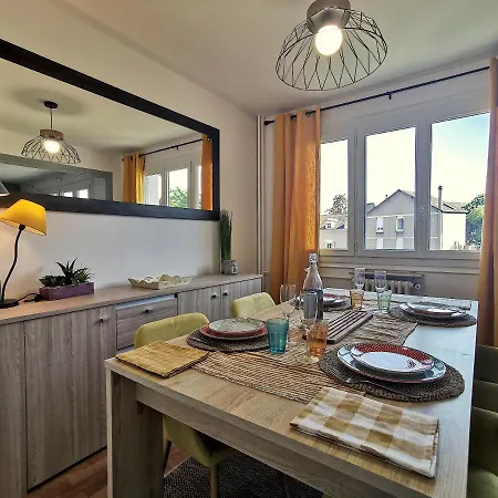 Logement Confortable Chu, Quartier Doutre * Ανζέρ