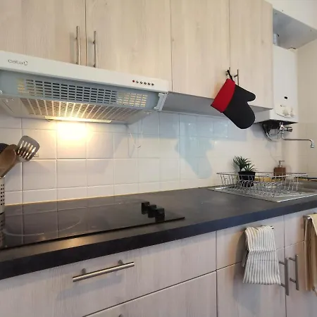 Logement Confortable Chu, Quartier Doutre * Ανζέρ